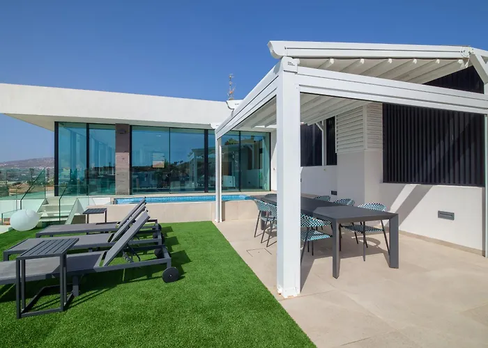 200M New Villa E With Priv/Heated Pool, Ocean View.